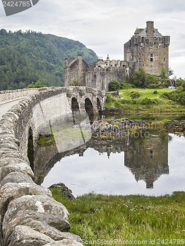 Image of eilean donan castle scotland