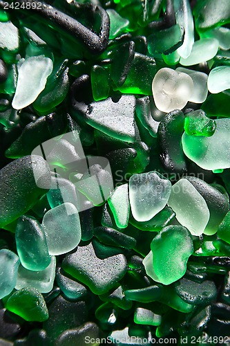 Image of glass pieces polished by the sea