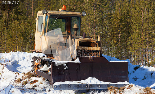 Image of Old tractor-bulldozer