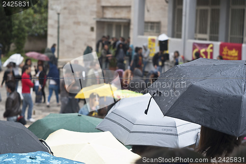 Image of Alessandro Mannarino meets students in Palermo