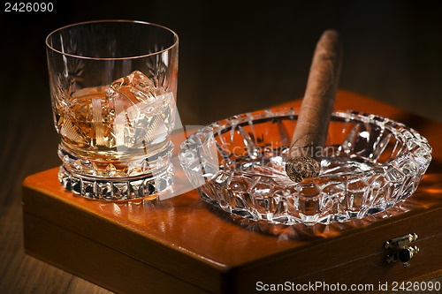 Image of Cigar and whiskey