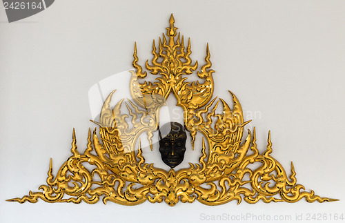 Image of Golden Thai style stucco