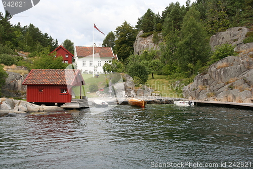 Image of House in the bay