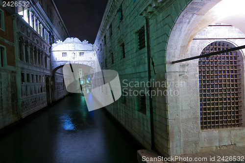 Image of Venice Italy sight bridge