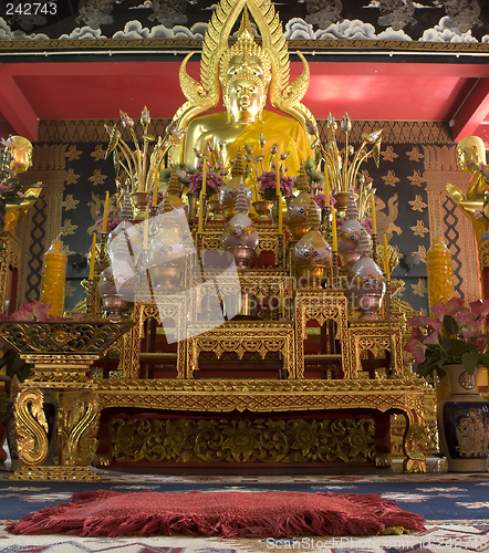 Image of Inside the buddhist temple