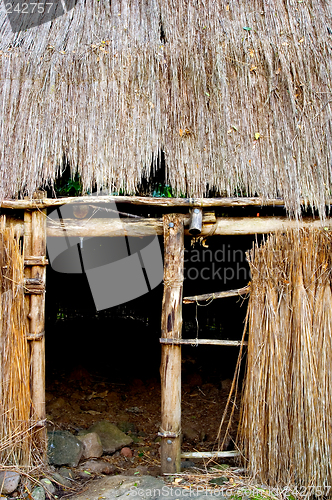 Image of Entrance to a Kauhale--traditional Hawaiian living site