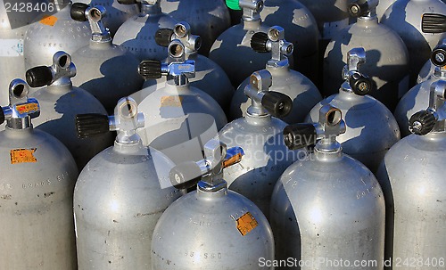 Image of  air tanks 