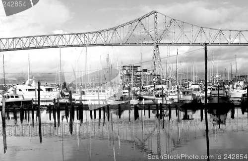 Image of Astoria-Megler Bridge and the West Mooring Basin