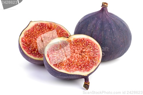 Image of Whole and sliced figs