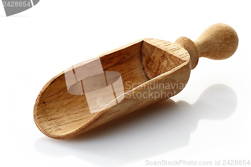 Image of empty wooden scoop