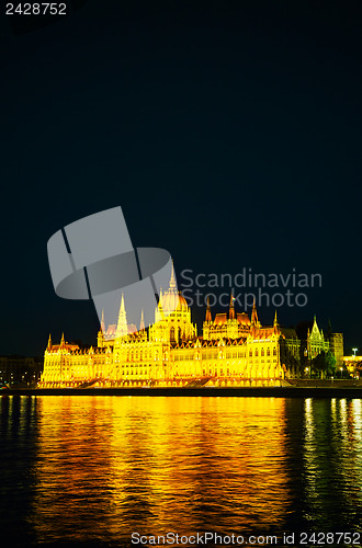 Image of Hungarian Houses of Parliament in Budapest