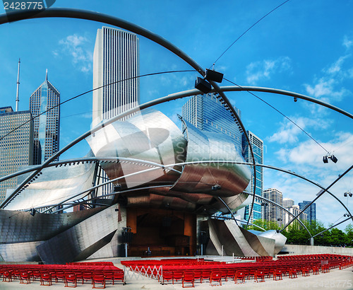 Image of Jay Pritzker Pavilion in Millennium Park in Chicago