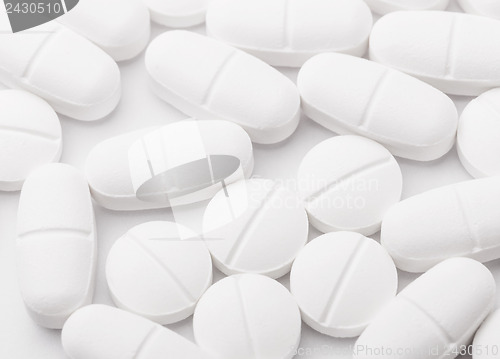 Image of White mixing pills