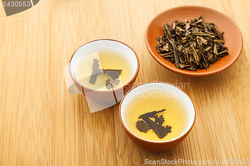 Image of Chinese dried tea leave and drink