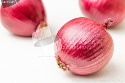 Image of Fresh red onion