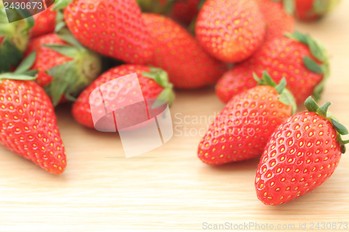 Image of Strawberries on the wooden table
