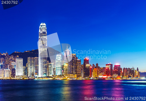 Image of Hong Kong skyline at dusk