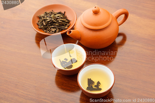 Image of Chinese dried tea leave and drink