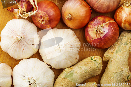 Image of Group of ginger, garlic and allium ascalonicum