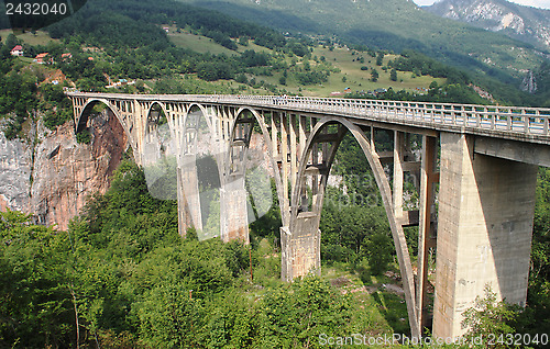 Image of Bridge over Tara