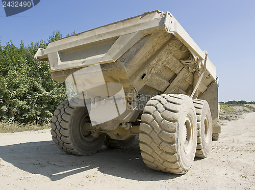 Image of dump truck