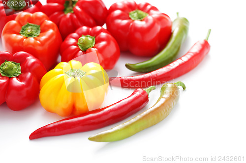 Image of colored peppers 