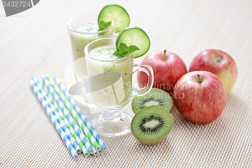 Image of fruity smoothie