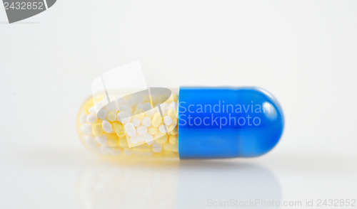 Image of horizontally pill
