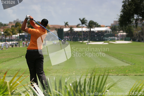 Image of man golf swing in Doral, Miami