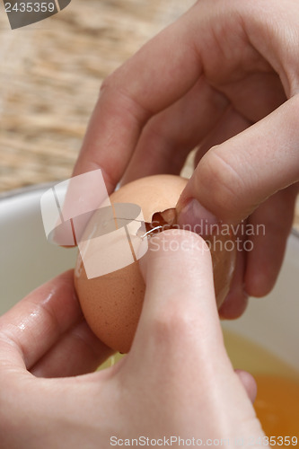 Image of Broken eggs 