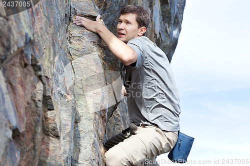 Image of bouldering outdoors