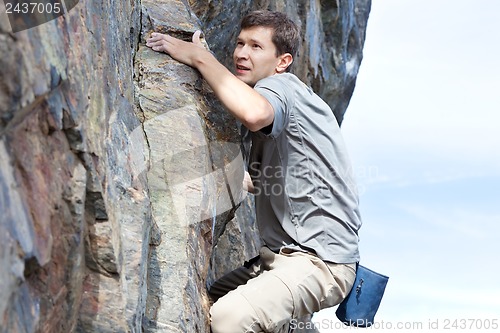 Image of bouldering outdoors