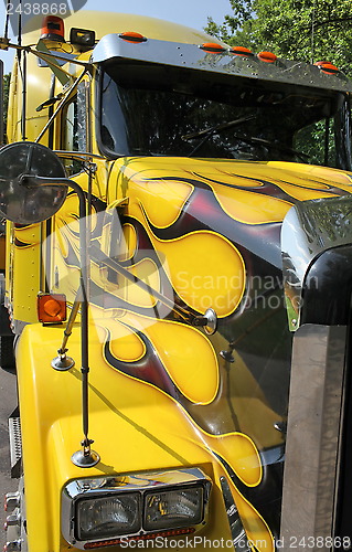 Image of American  Semi Truck 