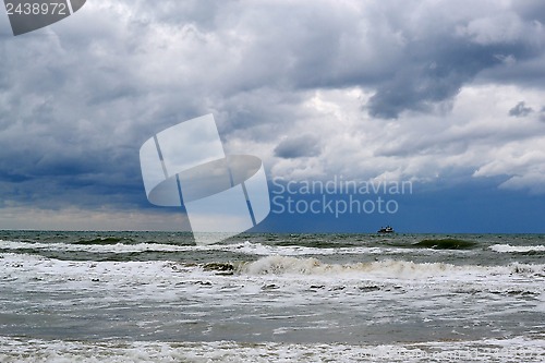 Image of Waves on the sea in cloudy weather