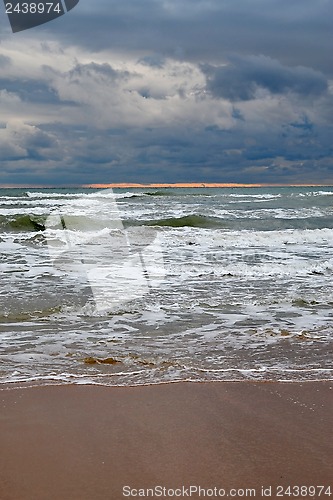Image of Waves on the sea in cloudy weather