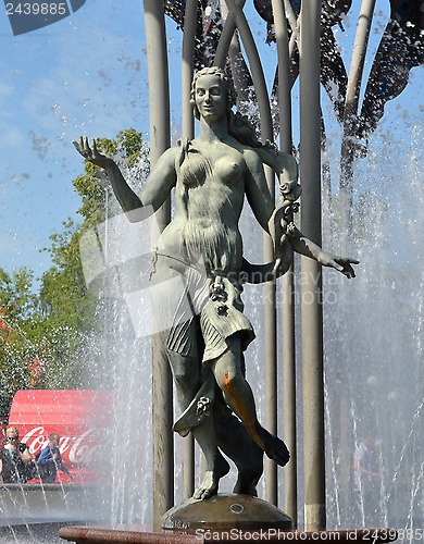 Image of One of fountain sculptures in Tsvetnoy Boulevard, Tyumen