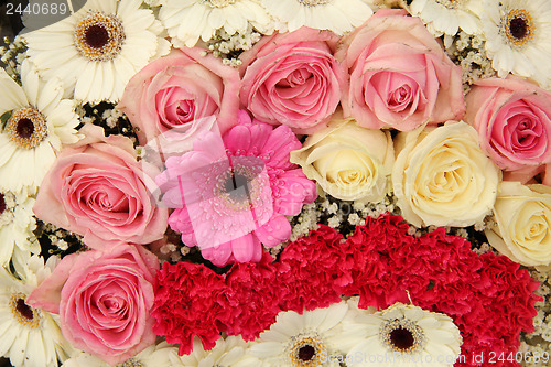 Image of Wedding arrangement in pink and white