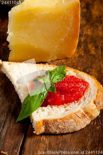 Image of Italian fresh tomato and basil bruschetta