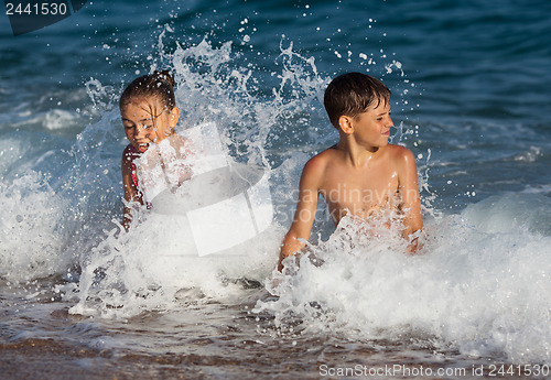 Image of Happy children and sea