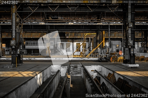 Image of Large industrial door