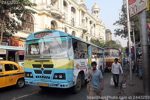 Image of Kolkata bus