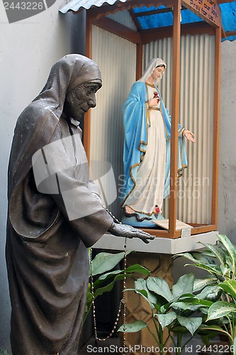 Image of Statue of mother teresa in Mother house, Kolkata