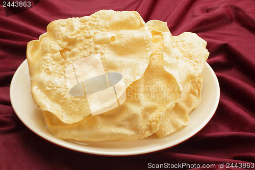 Image of Poppadoms on a plate