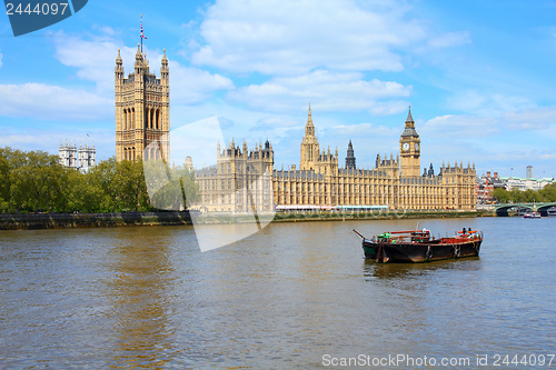 Image of Thames in London