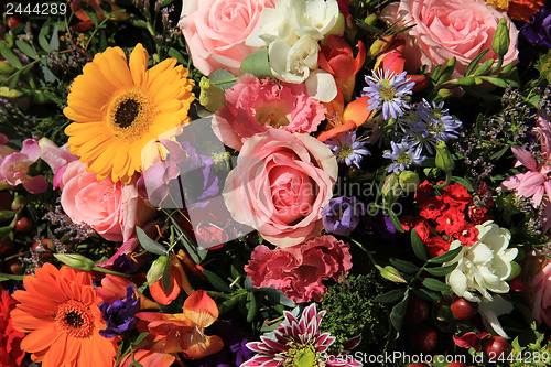 Image of Mixed flower arrangement