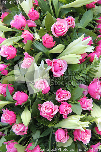 Image of Bridal roses and lillies