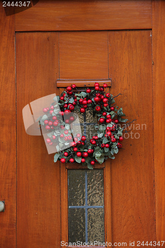 Image of Wreath with berries