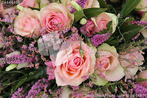 Image of Bridal bouquet in pink, detail