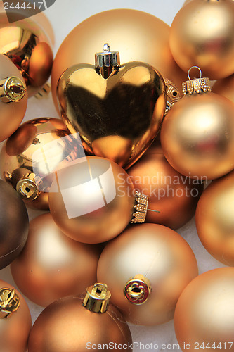 Image of christmas ornaments: 50 shades of gold