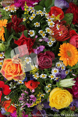 Image of Flower arrangement in bright colors